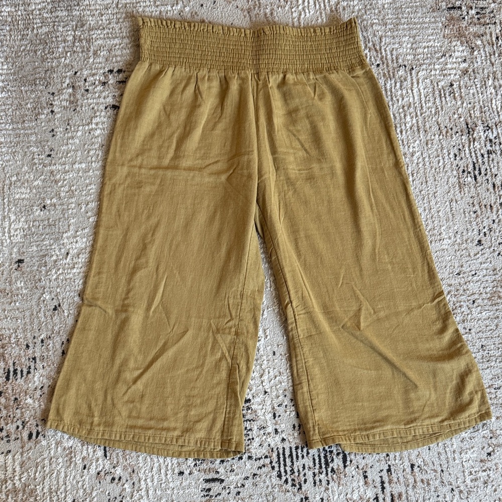 Kate Quinn Mustard Gaucho pants